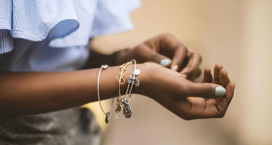 Can You Dropship Jewelry?